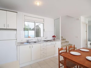 Fridge, microwave, cookware/dishes/utensils