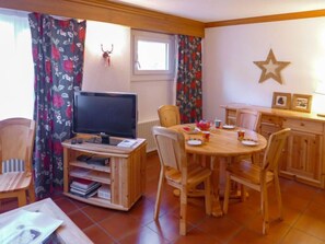 Dining - Résidence Christina Apt. 305 by Interhome (Crans-Montana)
