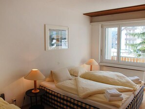 1 bedroom, Internet