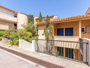 Exterior - Les Roches Bleues by Interhome (Collioure)