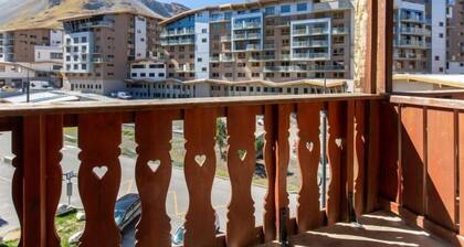 Chalet Club (Val Claret) by Interhome