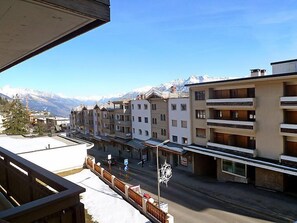 Property grounds - Rond-Point Apt. 17 by Interhome (Crans-Montana)