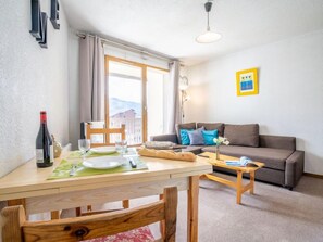 TV - Cime de Caron 2204 by Interhome (Val Thorens)