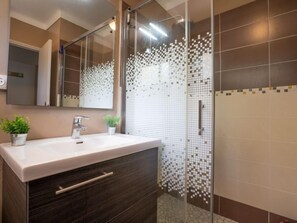 Hair dryer - Les Mouettes by Interhome (Roquebrune sur Argens)