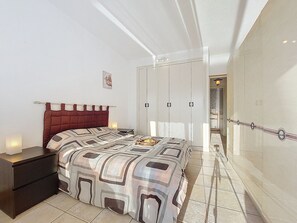 1 bedroom, Internet