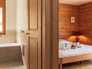 3 bedrooms, WiFi
