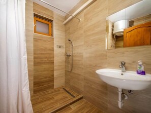 Bathroom - Vacation home Green by Interhome (Balatonmariafurdo)