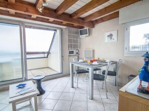 Dining - Apartment MEN DU by Interhome (Carnac)