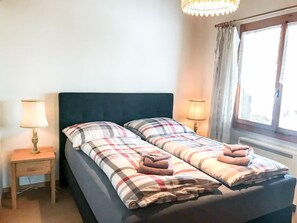 2 Schlafzimmer, Schreibtisch, WLAN