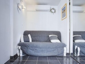 Interior - Les Mas de La Mer by Interhome (Saint Cyprien)