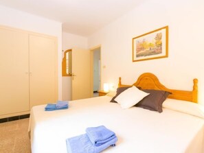 3 bedrooms, free Internet