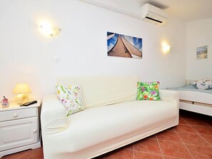 Interior - Vacation home Aron by Interhome (Umag)