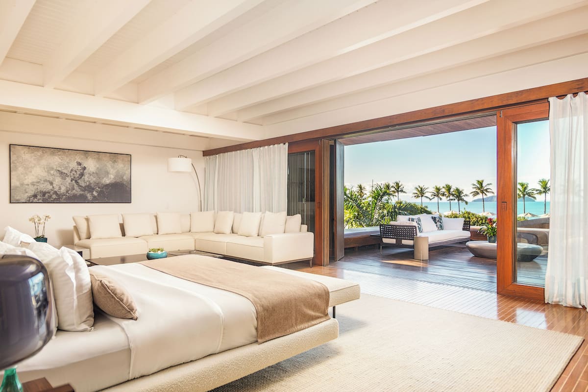 Master Suit | 2 bedrooms, Egyptian cotton sheets, premium bedding, pillowtop beds