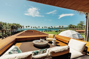 Master Suit | 2 bedrooms, Egyptian cotton sheets, premium bedding, pillowtop beds