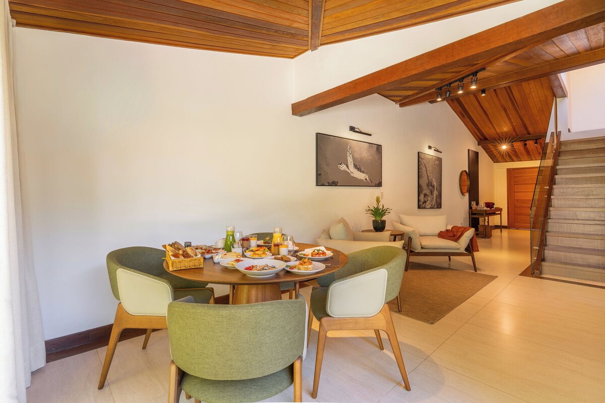 Golf Villas | Living area | 42-inch Smart TV with cable channels, TV, foosball