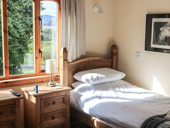 2 bedrooms, Internet