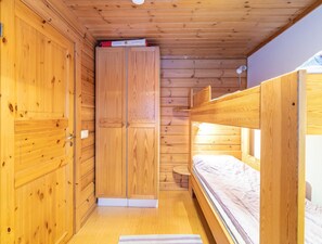 2 soveværelser, internetforbindelse