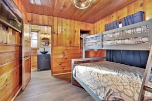 Cabin, Multiple Beds, Hot Tub, Mountain View (106) - Lupine #106 (Big Bear Lake)