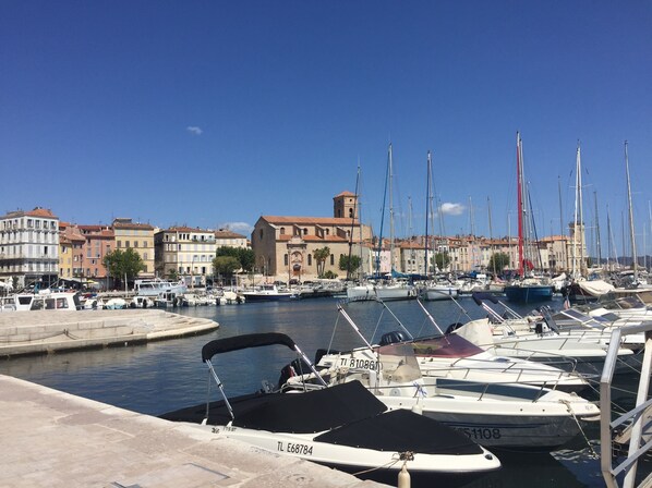 Marina