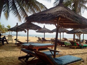Beach - Saly, a very reasonable price for a dream villa with private pool (11.5 x 5m) (Saly)