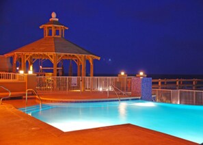 Indoor pool, outdoor pool - Escapes To The Shores #1703 by Vacasa (Orange Beach)