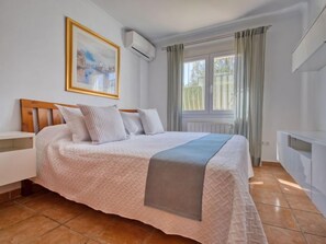 3 bedrooms, WiFi