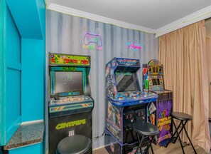 Spielezimmer