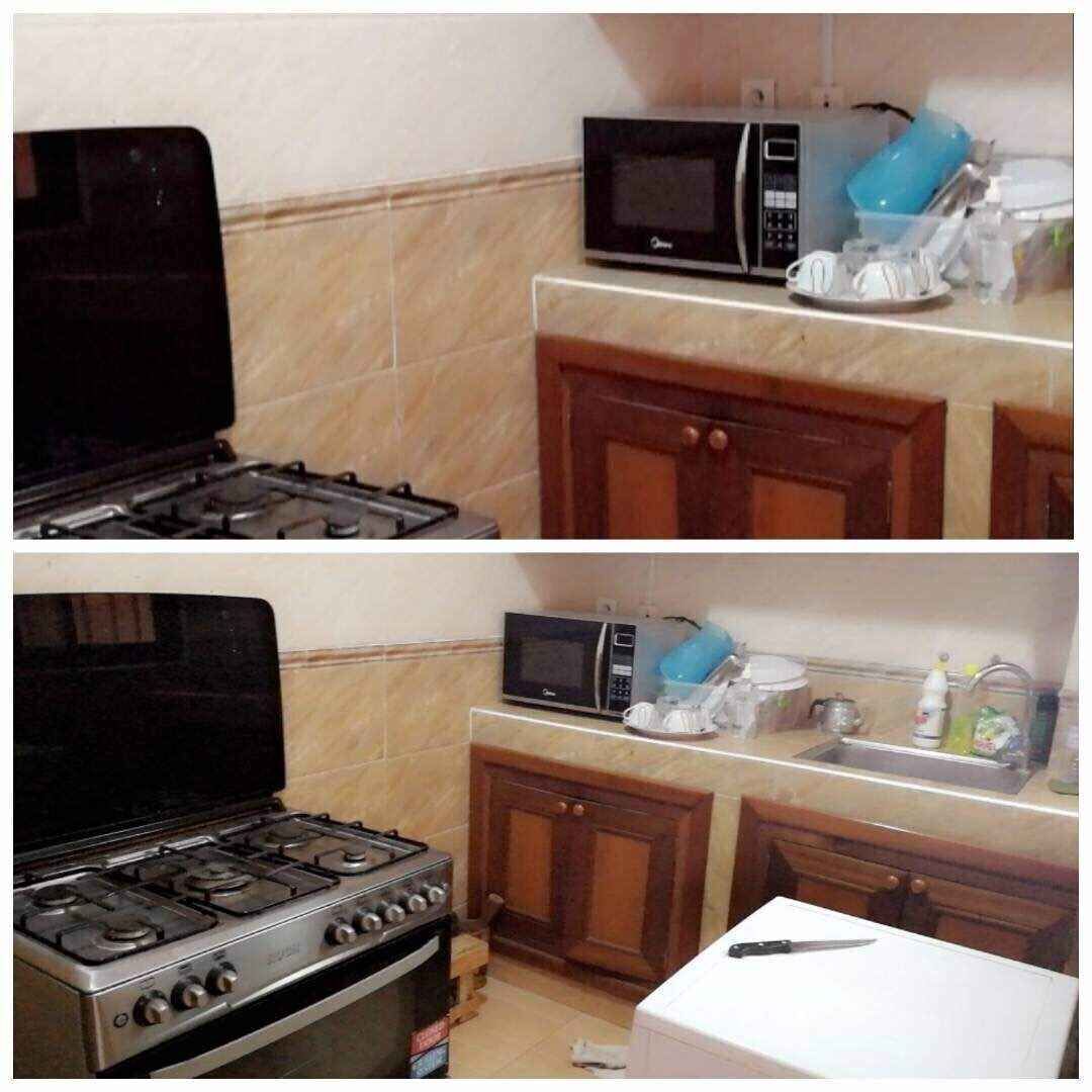 Kühlschrank, Ofen, Herdplatte, Wasserkocher mit Kaffee-/Teezubehör