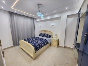 2 bedrooms, in-room safe, iron/ironing board, WiFi