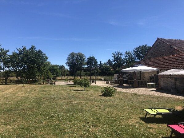 Property grounds - Private Lake - Pool - Tour de France 2026 (bommiers)