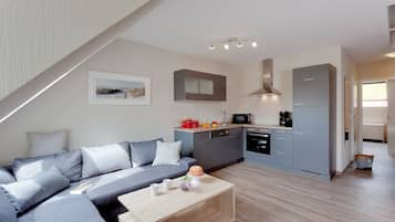 Fernseher, Tischtennisplatte