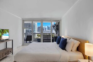 1 soverom, strykejern/-brett, reiseseng for barn og wi-fi