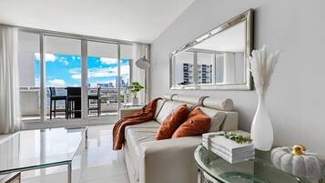 Televisión y oficina