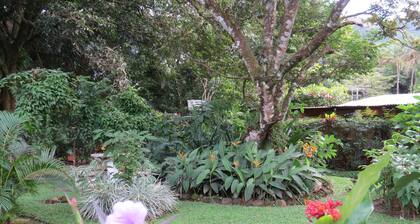 Cabanas Potosi, El Valle de Anton, Panama (Birders-Nature Lovers-Waterfalls-ETC)