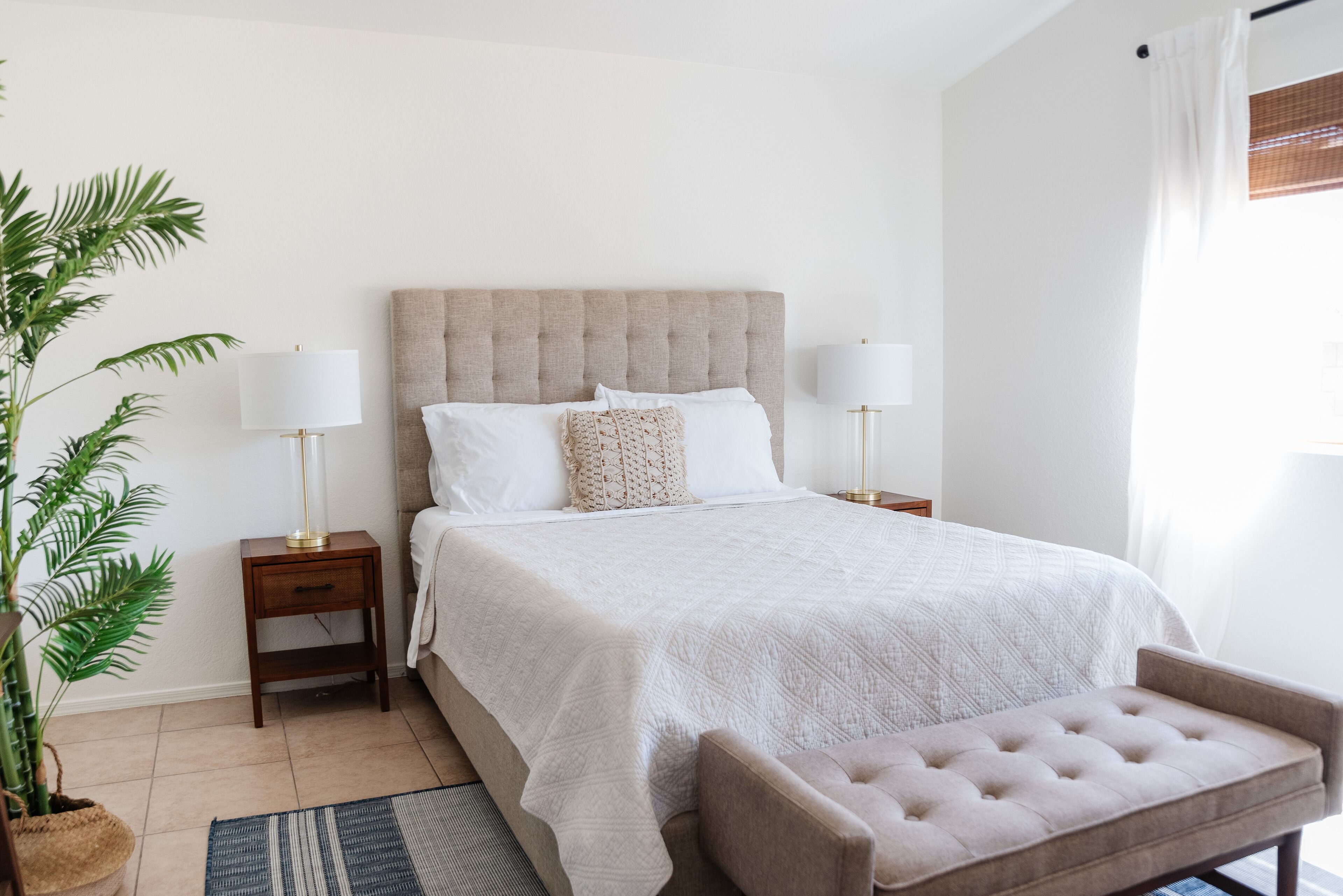 3 chambres, fer et planche à repasser, Wi-Fi gratuit, draps fournis