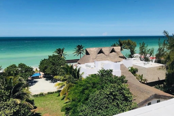 Utsikt mot strand/hav