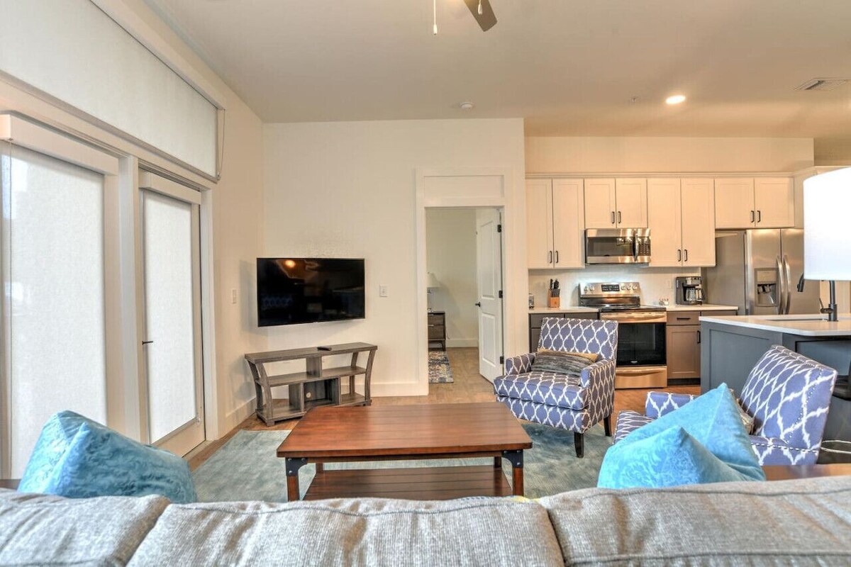 Close to it All with Room to Relax