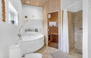 Shower - Pet friendly home in ålbæk with sauna (Ålbæk)