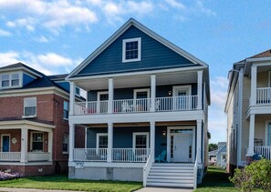 Exterior - Overlooking Park with 1st and 2nd Floor Primary Suites. (Cape Charles)