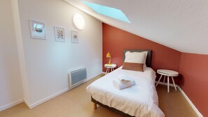 1 bedroom, desk, soundproofing, iron/ironing board