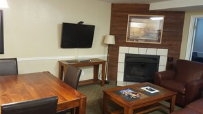 Interior - 28% OFF WALK TO LIFTS Sweetwater Lift Lodge 2-Bedroom 12/27/2025 thru 1/3/2026 (Park City)