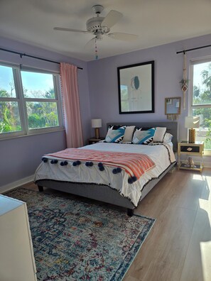 3 bedrooms, desk, iron/ironing board, free WiFi