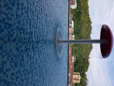 new executive ocean view 3 bd condo with pool gym