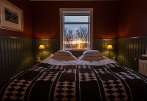 4 soverom, strykejern/-brett, wi-fi og sengetøy