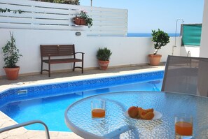 Outdoor pool - Villa in Only 50m to the Sea.Unspoiled-Picturesque-Tranquile Area, Pomos Paphos (Unknown)