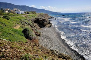 Beach nearby - Villa in Only 50m to the Sea.Unspoiled-Picturesque-Tranquile Area, Pomos Paphos (Unknown)