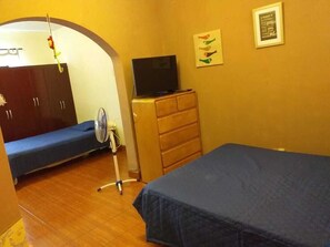 1 bedroom, WiFi - HOSTING HOUSE ARADIA (Pueblo Libre)