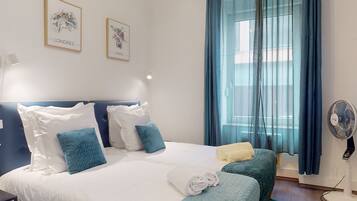 2 slaapkamers, een strijkplank/strijkijzer, gratis wifi, beddengoed