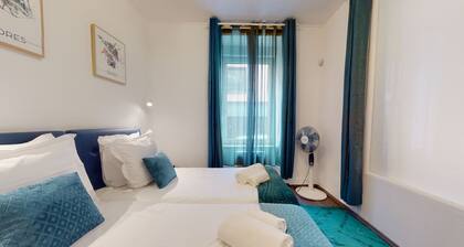 beau bourg quartier halles 2br