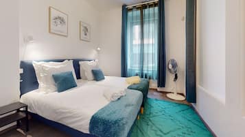 2 chambres, fer et planche à repasser, Wi-Fi gratuit, draps fournis